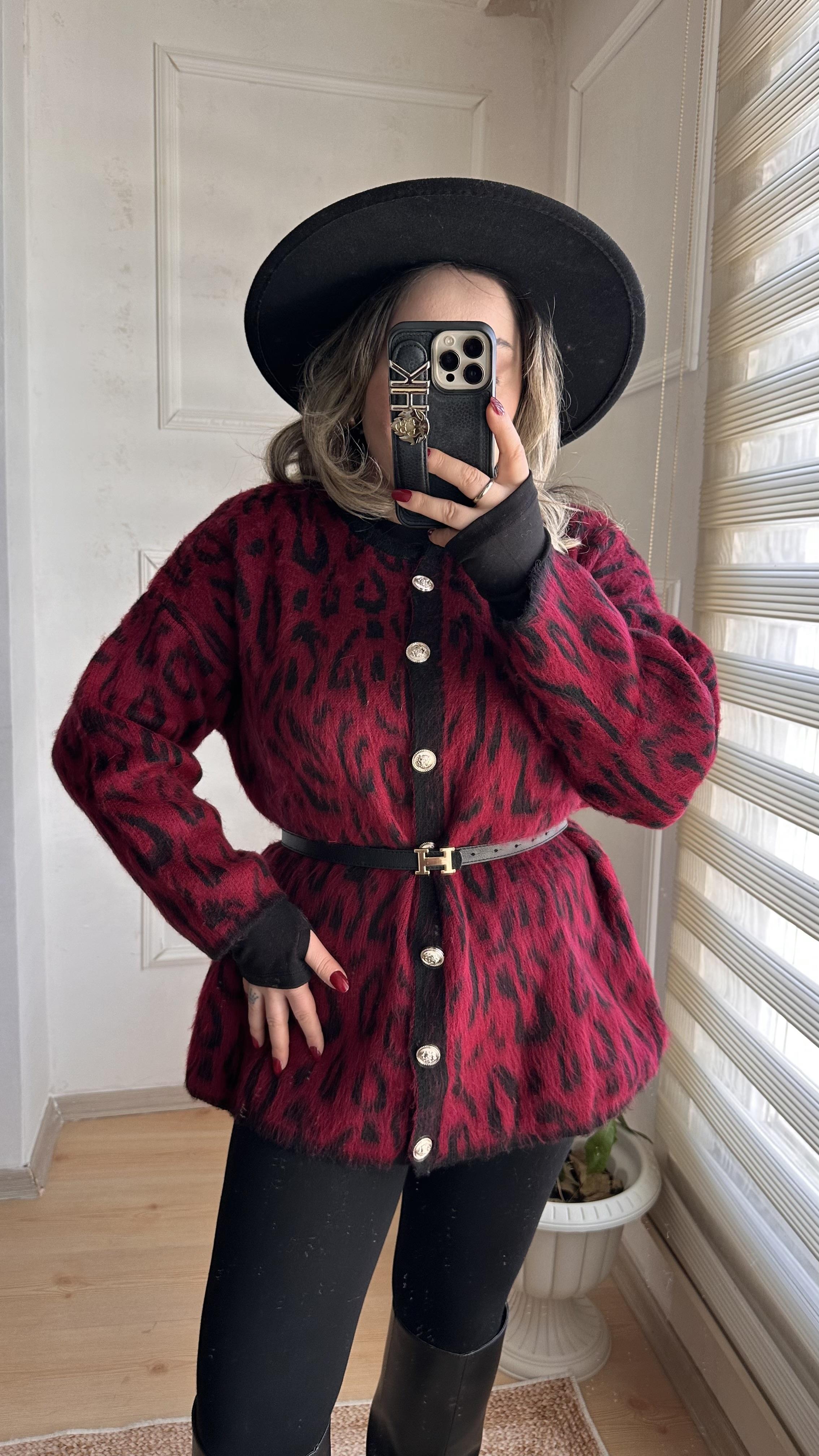 GOLD DÜĞMELİ LEOPAR DESEN HIRKA BORDO