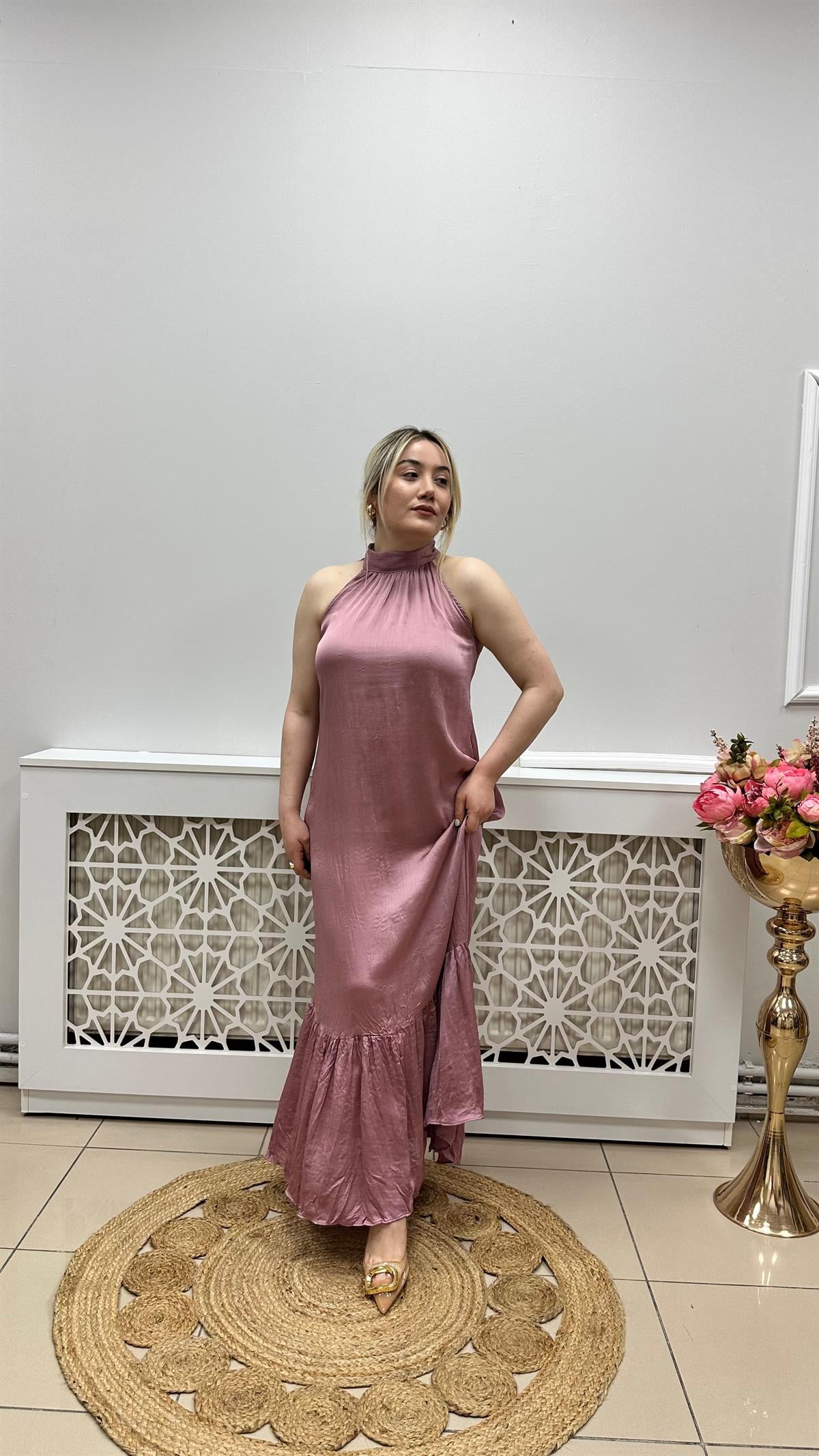 Halter Yaka Midi Elbise Pudra