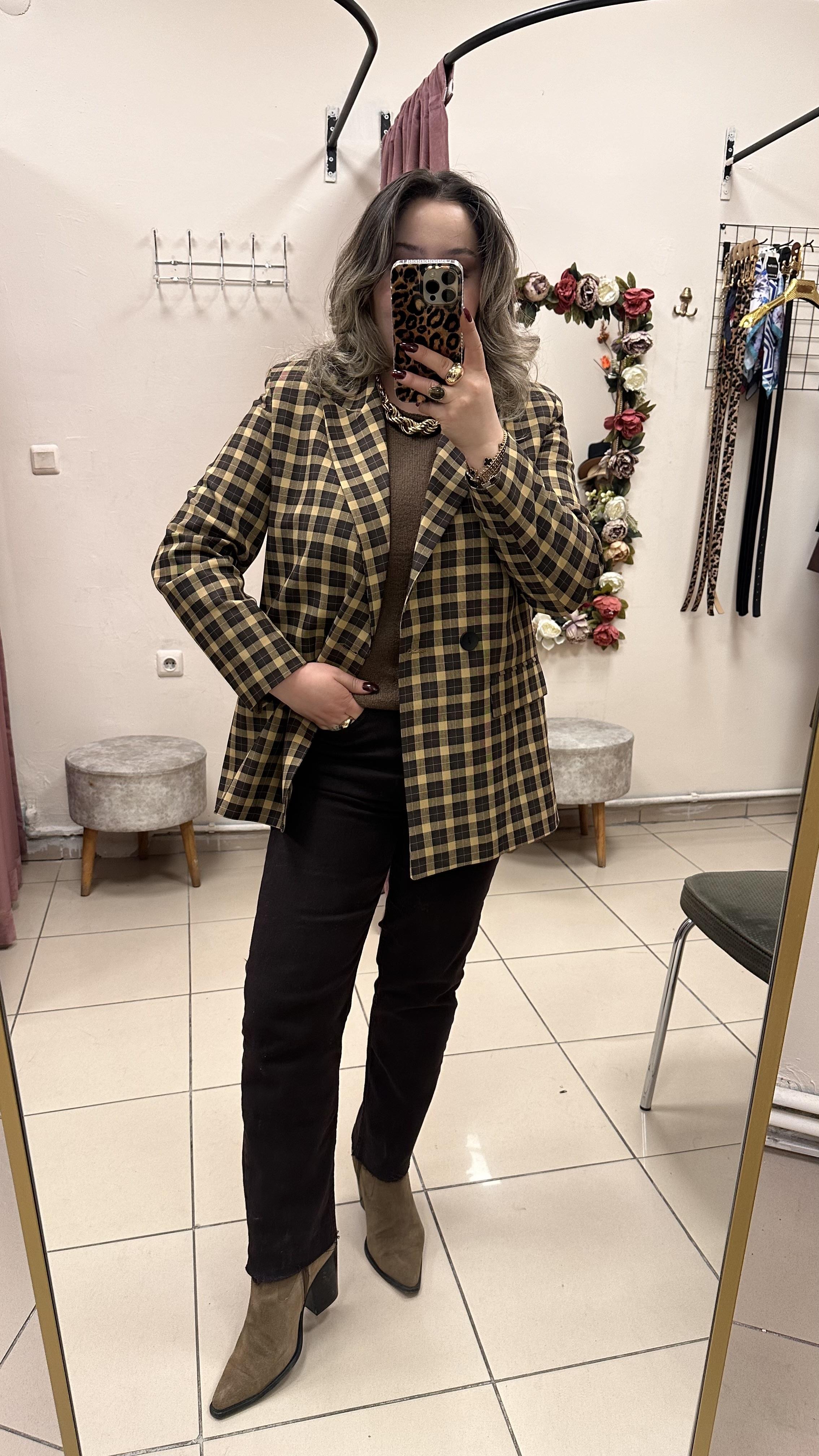 KARE DESENLİ ÇİFT DÜĞMELİ BLAZER TABA