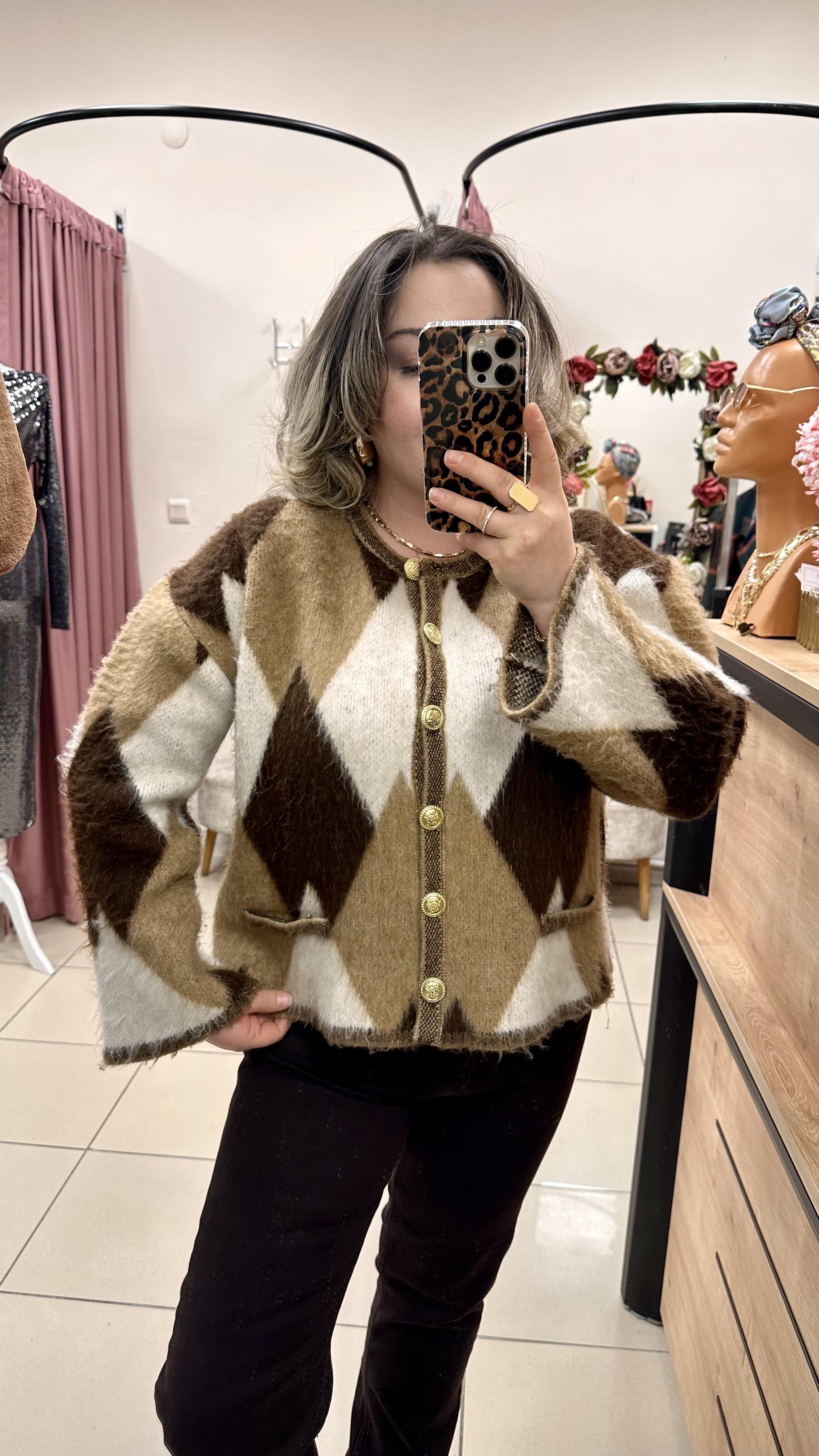 ÖZEL ÜRETİM BAKLAVA DESEN HIRKA 