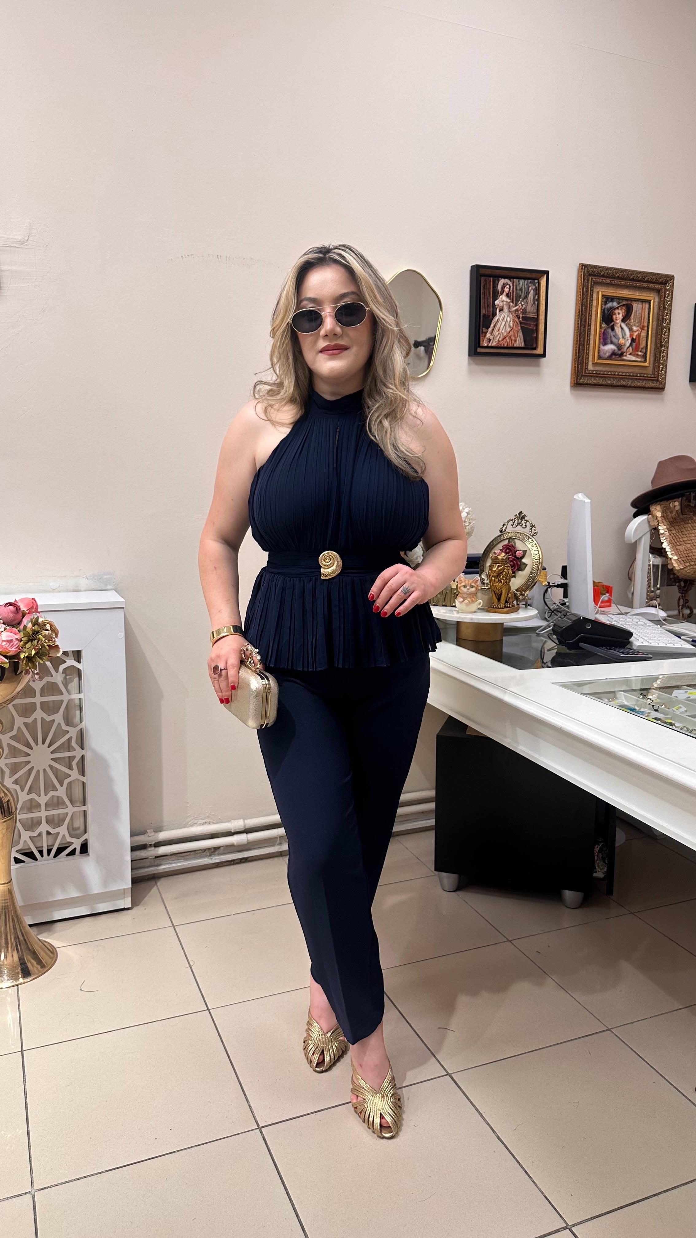 PİLİSELİ ŞİFON GOLD TOKALI BLUZ LACİVERT
