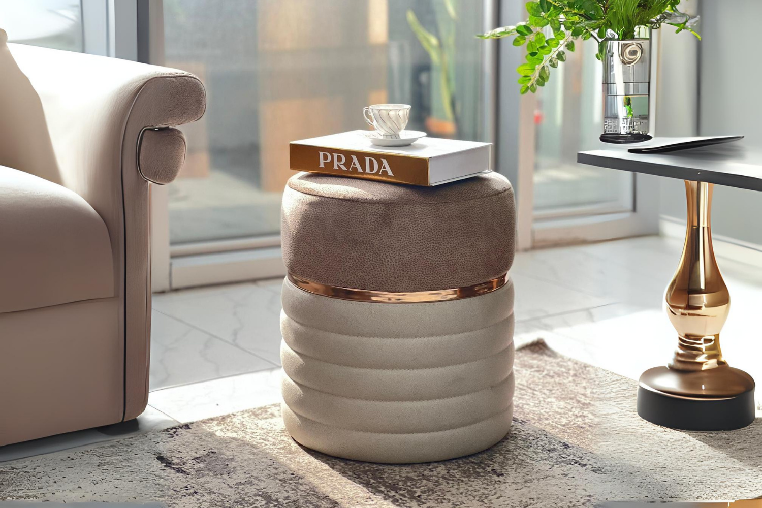Modern Lüx Bronz Detaylı Silinebilir Nubuk Kumaşlı Puf