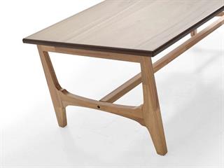 218 Orta Sehpa Doğal Ahşap Gövde Ahşap Ayaklı