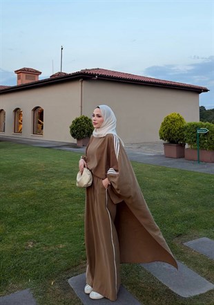 Pelerinli eşofman takıl açık kahve 