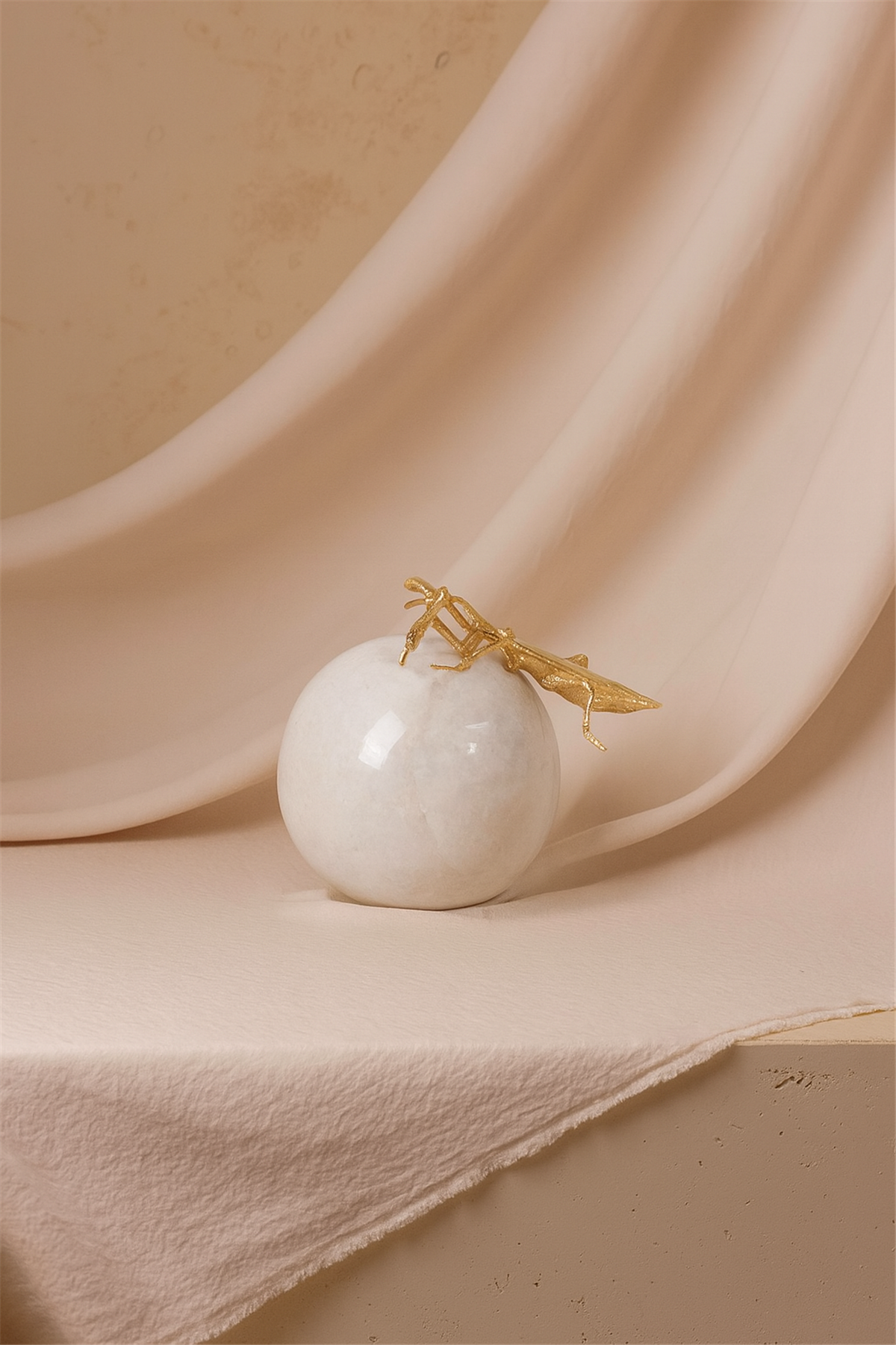 Örümcek Detaylı Beyaz Mermer Obje