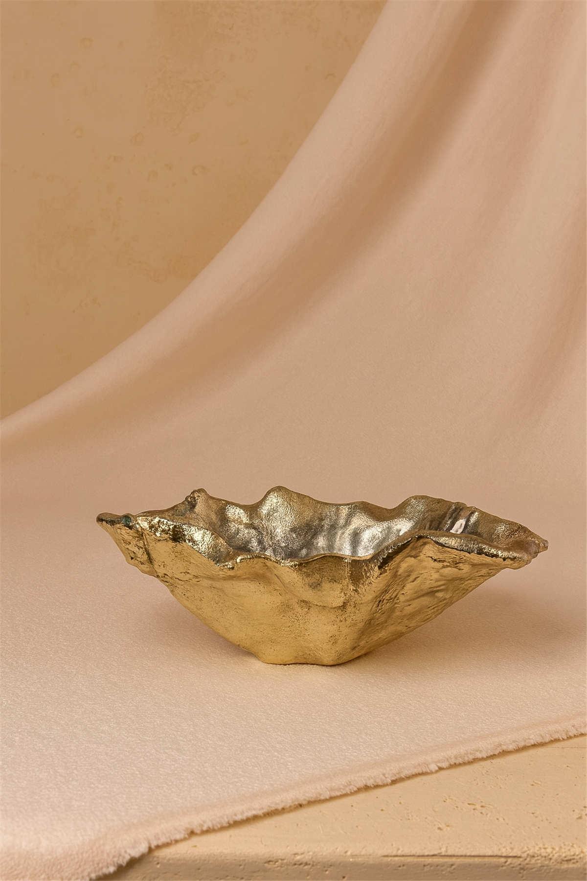 Kütük Saksı Gümüş