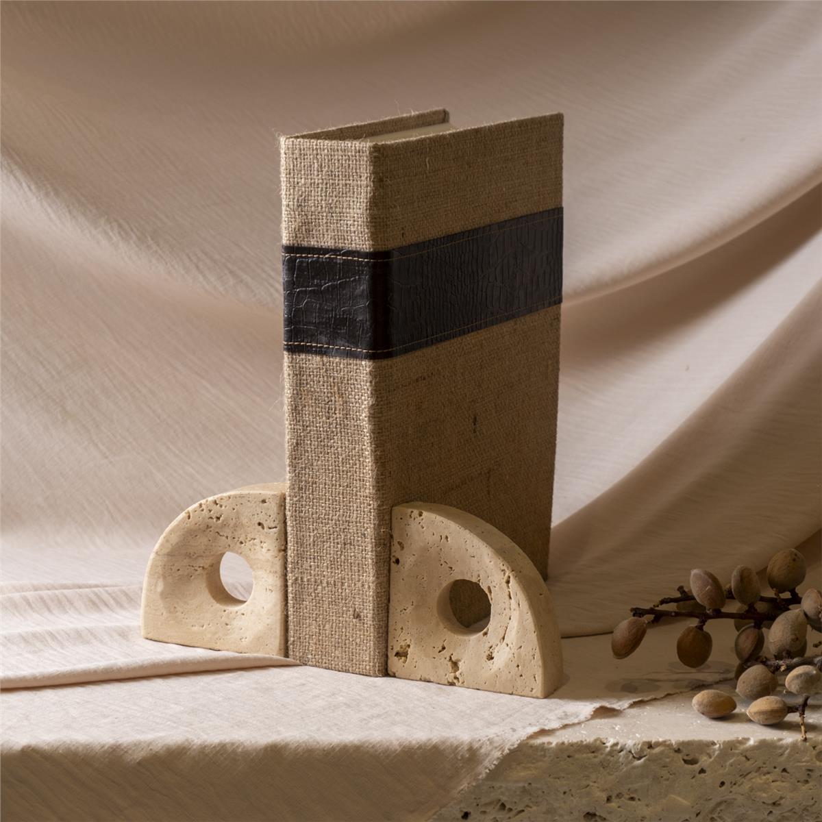 Traverten Hole Kitap Tutucu