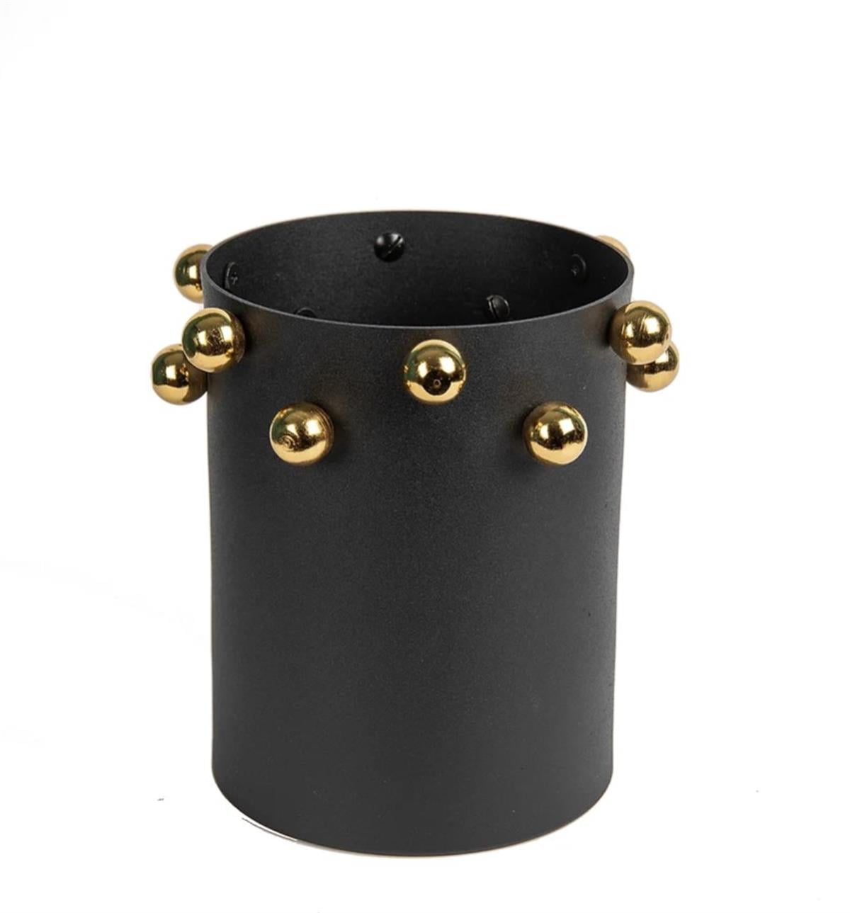 Top Detaylı Orta Boy Vazo