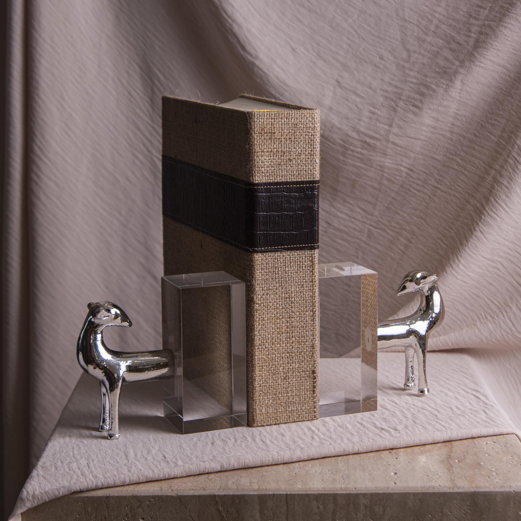 Kristal Kaideli Krom  Çita Kitap Tutucu