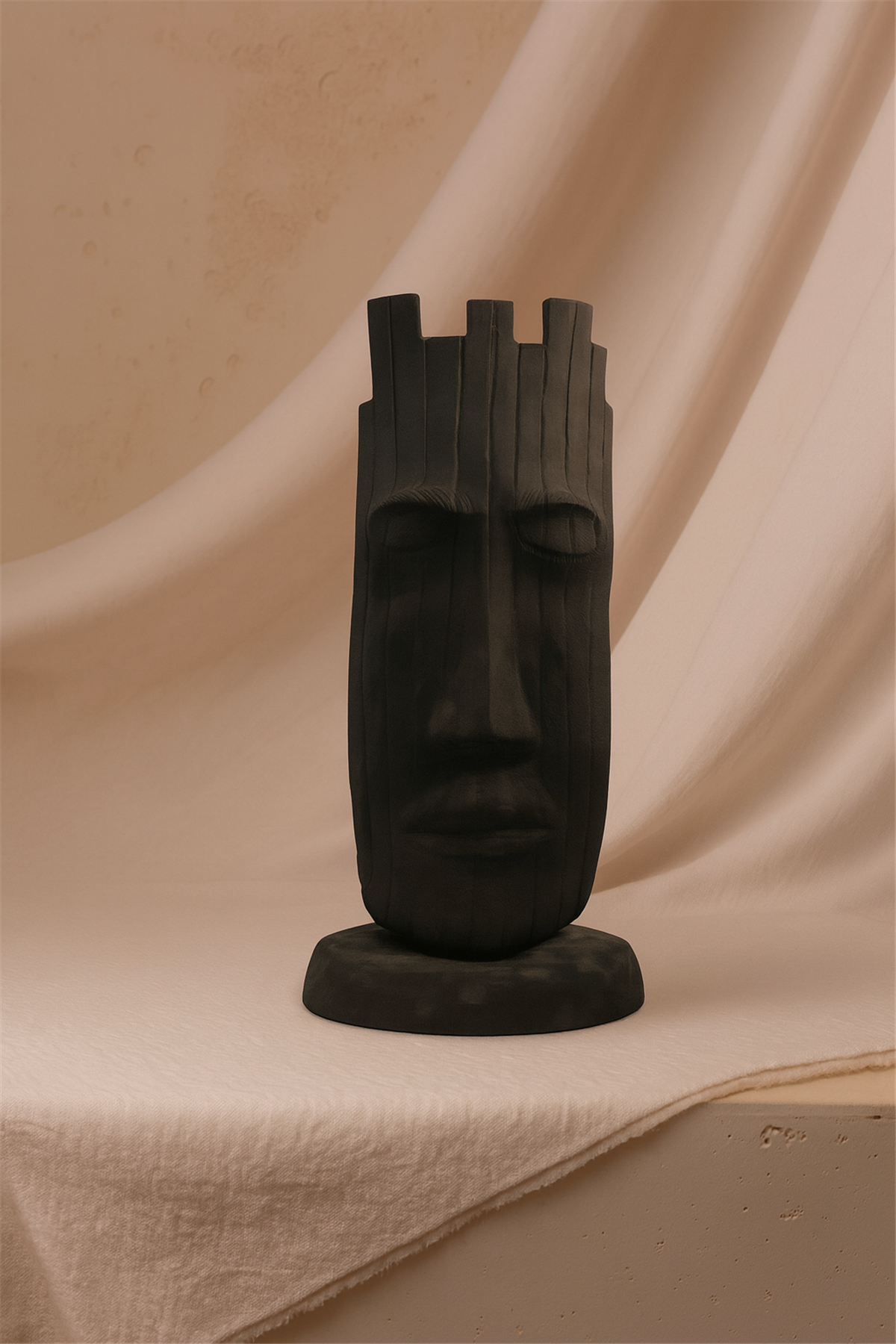 Siyah Kızılderili Stil Büst Büyük