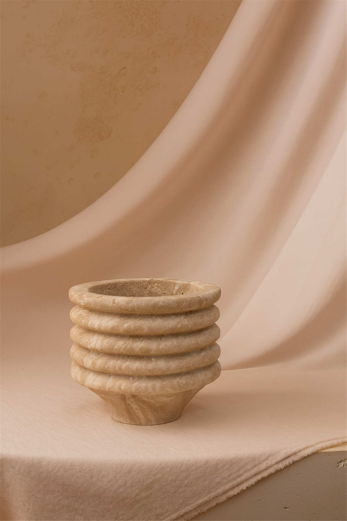 Conical Küçük Boy Traveten Vazo