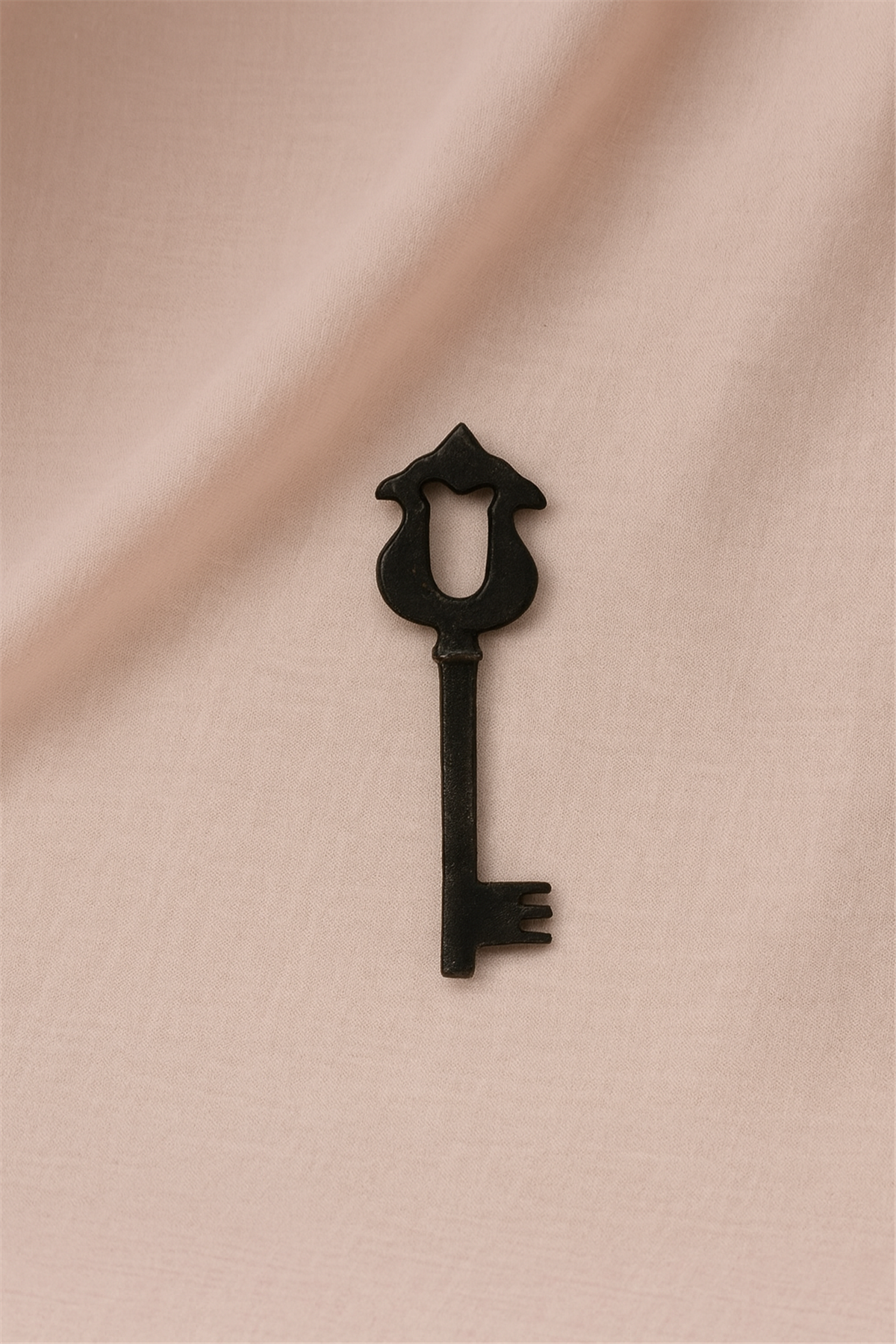 LALE ESKİTME METAL ANAHTAR