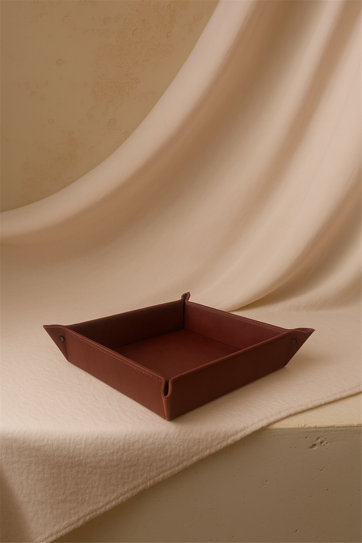 Bordo Çıtçıtlı Tepsi