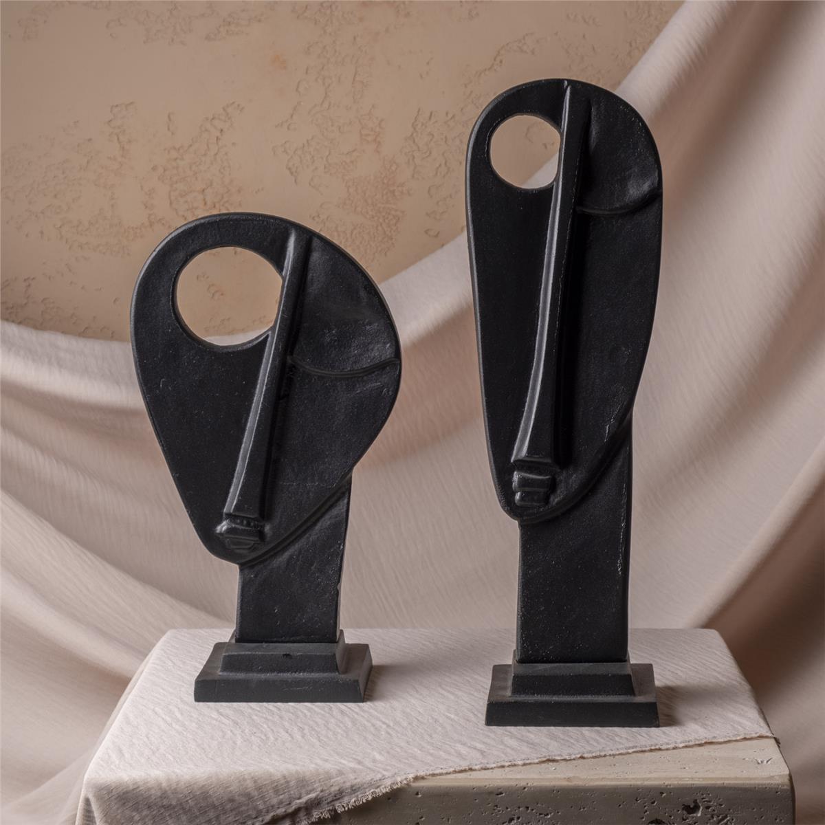 Black Face 2 Li Obje