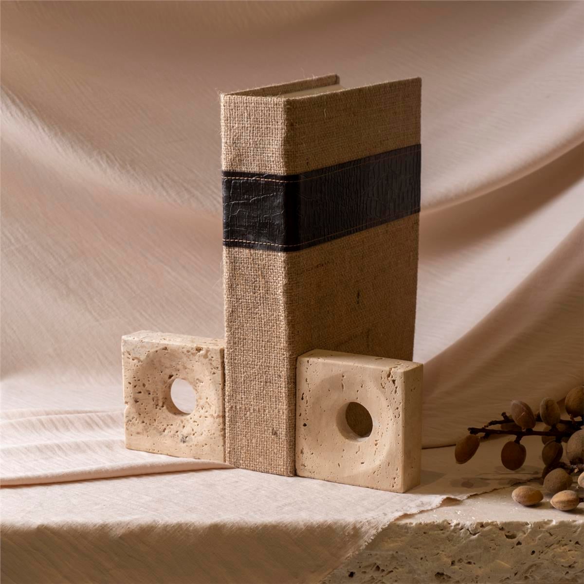 Traverten Cube Kitap Tutucu