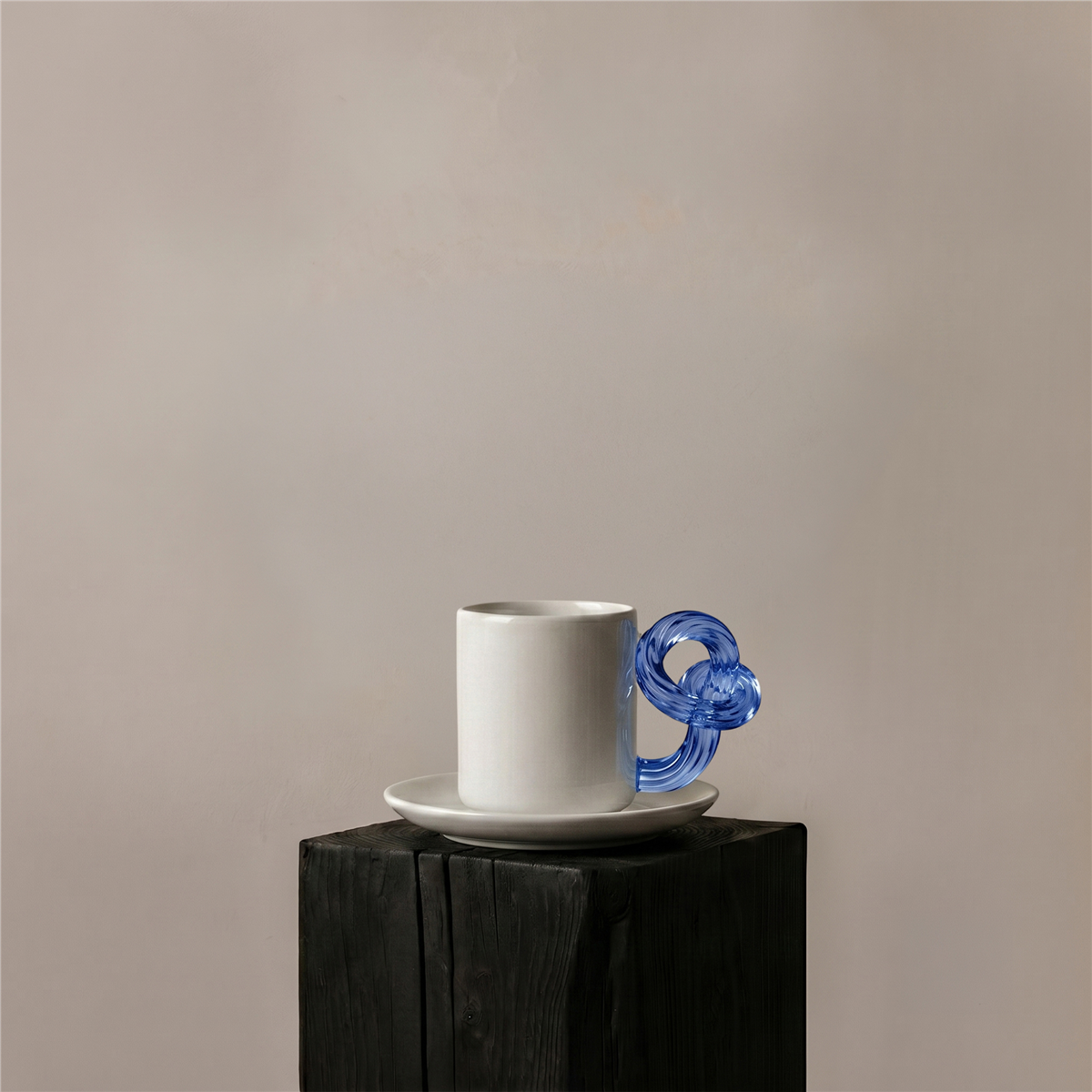 Sapphire Glass-Handle Cup
