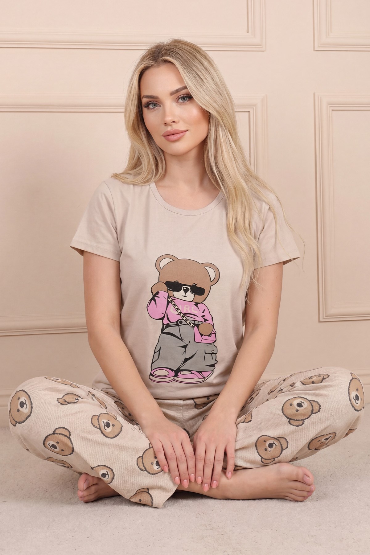 Kadın Ayıcık Desenli ve Altı Desenli Penye Kısa Kol Pijama Takımı
