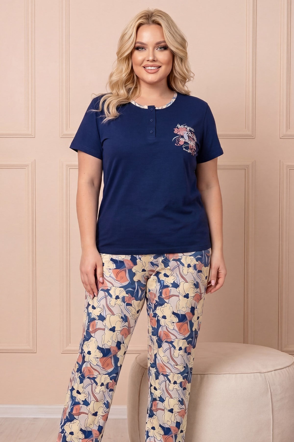 Kadın Bisiklet Yaka Kısa Kol Göğsü Desen Çiçek Baskılı Altı Uzun  Serin Tutan Viskon Kumaş Pijama Takımı