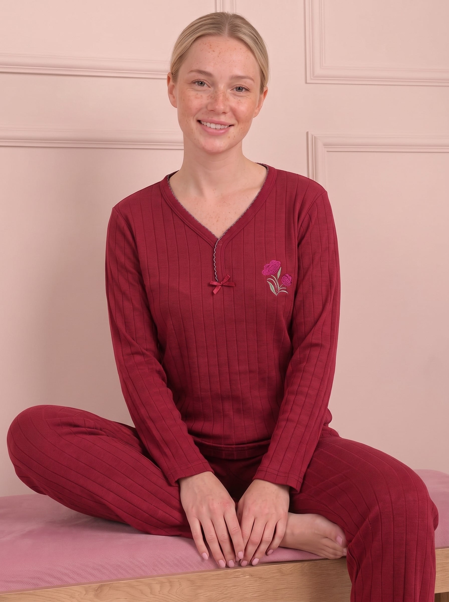 Kadın Çiçek İşlemeli Biye Yakalı Uzun Kol Altı Uzun Viskon Elegance Pijama Takımı