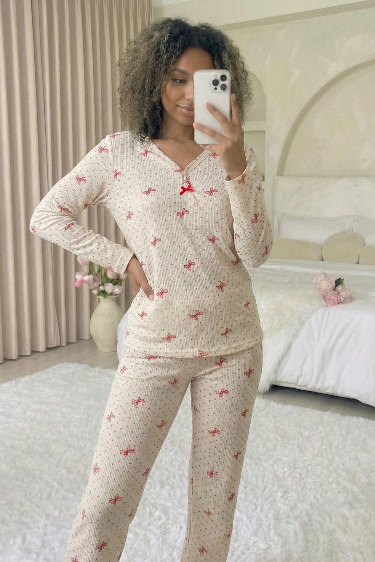 Kadın Fiyonk Desenli Fitilli Armut Yaka Uzun Kol Altı Uzun Pamuklu Pijama Takımı