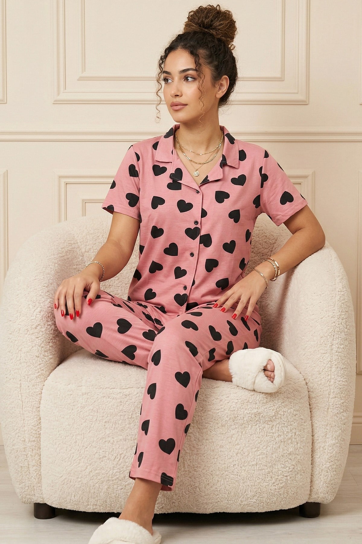 Kadın Kalp Desenli Gömlek Yaka Kısa Kol Altı Uzun Serin Tutan Milan Kumaş Pijama Takımı