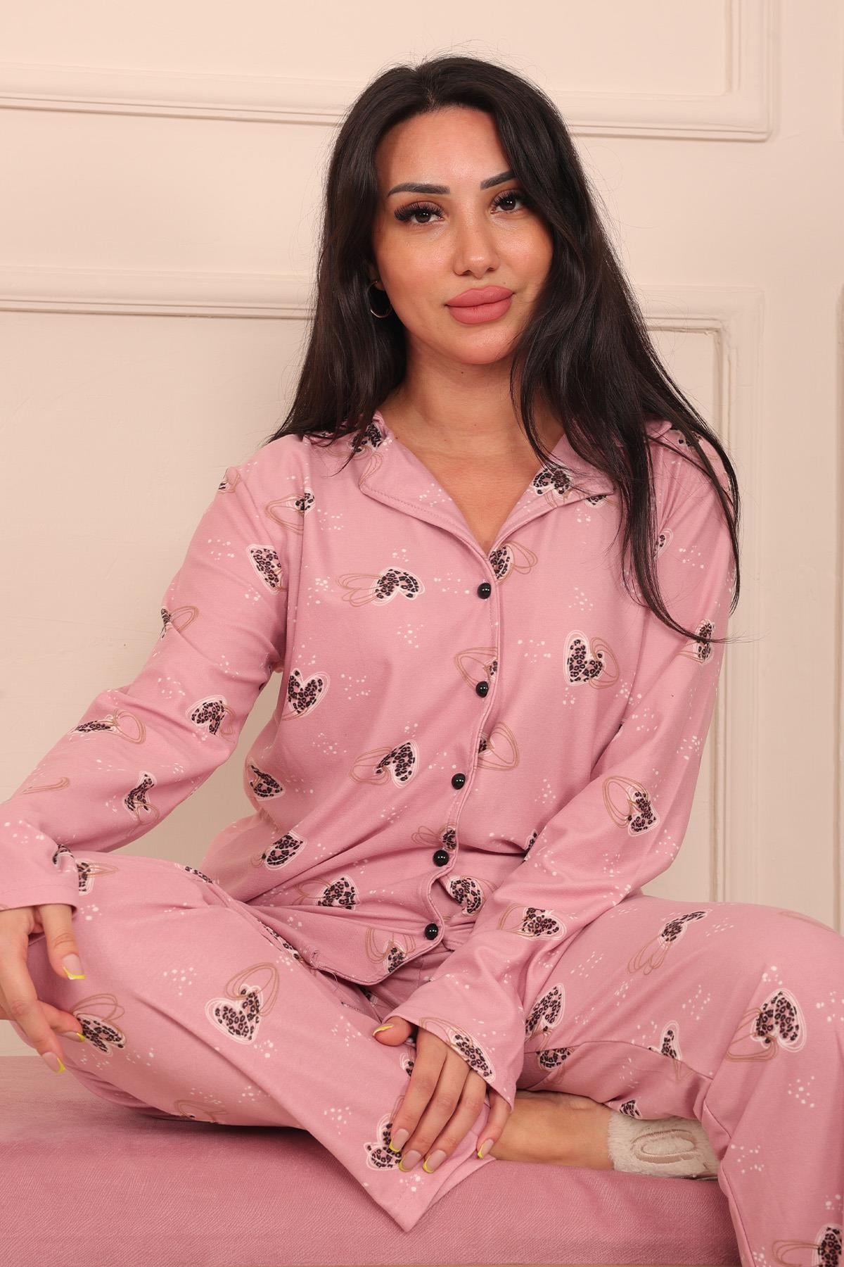 Kadın Kalp Desenli Önü Düğmeli Uzun Kol Altı Uzun Süet Pijama Takımı