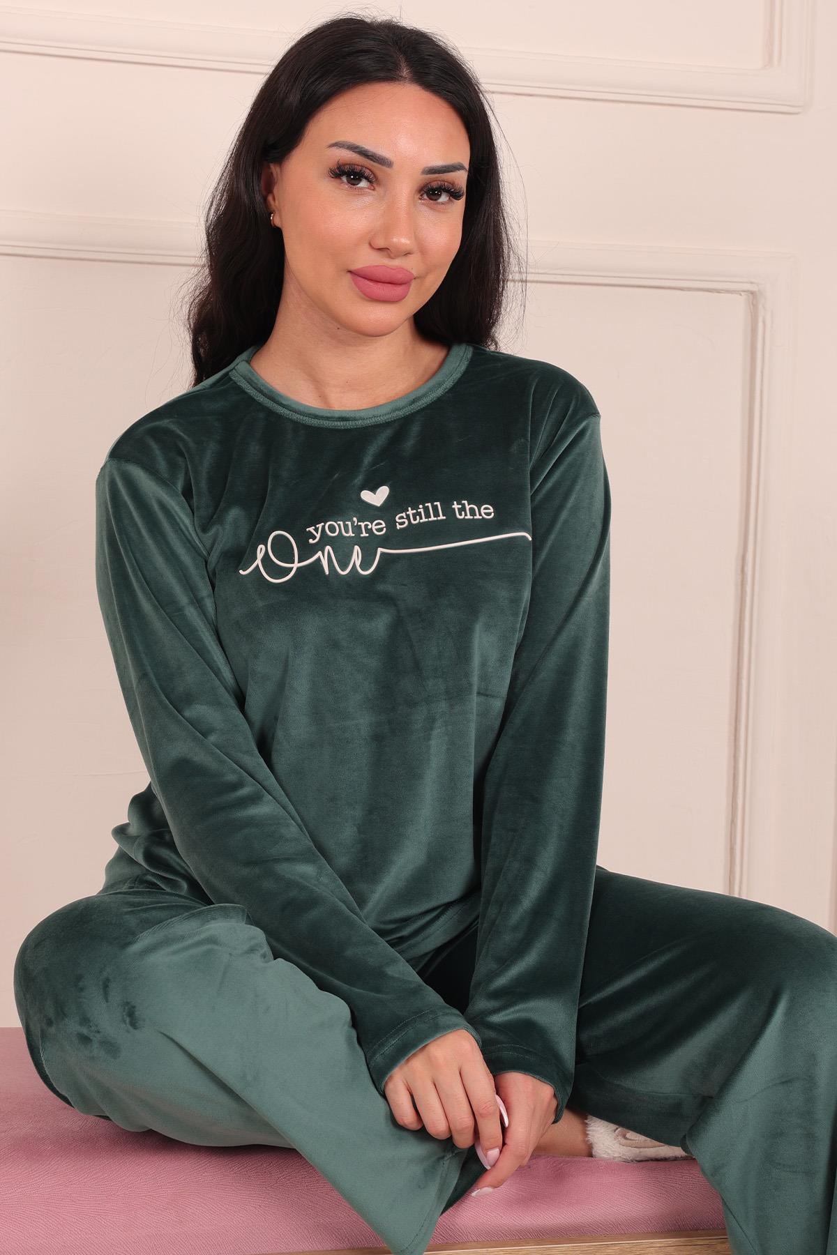 Kadın Sloganlı Uzun Kollu Kadife Pijama Takımı