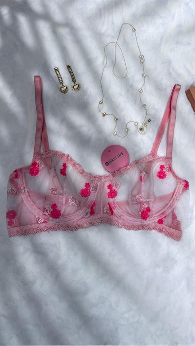 Underwire Floral Embroidered Bra Set PUDRA