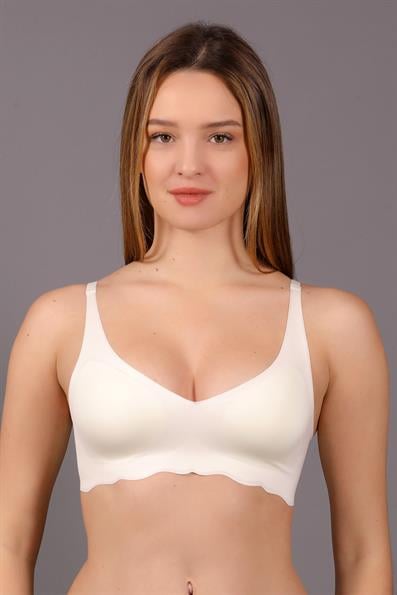 مبطن بدون خياطة، بدون أسلاك، بدون علامات، حمالة صدر أساسية ذات قصة ناعمة على شكل حرف B EKRU