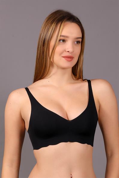 مبطن بدون خياطة، بدون أسلاك، بدون علامات، حمالة صدر أساسية ذات قصة ناعمة باللون الأسود