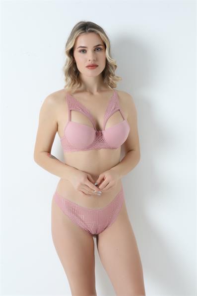 طقم حمالة صدر من الدانتيل بقصة منخفضة على شكل فراشة مبطنة من GÜL