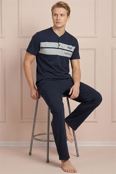 Erkek Göğsü High Performance İşlemeli  Kısa Kol Altı Uzun Pijama Takımı