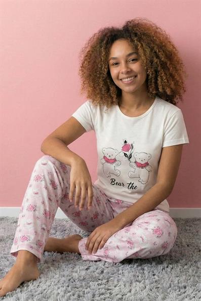 Kadın Paris Sloganlı ve Kalp Desenli Bisiklet Yaka Kısa Kollu Altı Uzun Penye Pijama Takımı