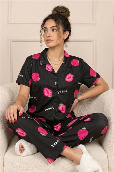 Kadın Çilek Desenli Gömlek Yaka Kısa Kol Altı Uzun Serin Tutan Milan Kumaş Pijama Takımı