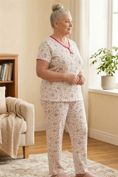 Kadın Desenli Biye Yakalı Kısa Kol Altı Uzun Penye Anne  Pijama Takımı