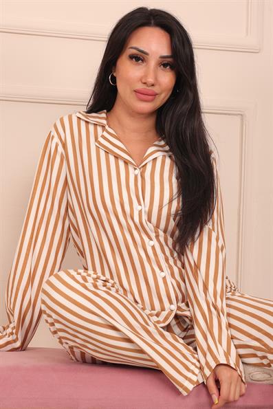 Kadın Dikey Çizgi Desenli Önü Düğmeli Uzun Kol Altı Uzun Süet Pijama Takımı