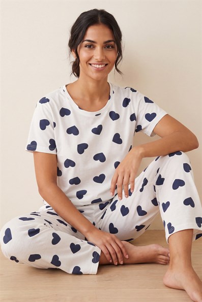 Kadın Kalp Desenli Bisiklet Yaka Kısa Kol Altı Uzun Penye Pijama Takımı