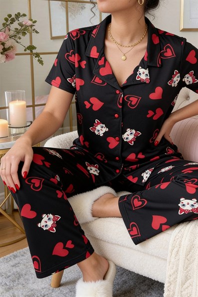 Kadın Kalp Desenli Gömlek Yaka Kısa Kol Altı Uzun Serin Tutan Milan Kumaş Pijama Takımı