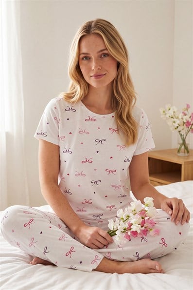 Kadın Kurdele Desenli Bisiklet Yaka Kısa Kol Altı Uzun Penye Pijama Takımı
