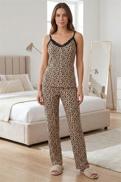 Kadın Leopar Desenli Dantelli İp Askılı Altı Uzun Pegasus Pijama Takımı