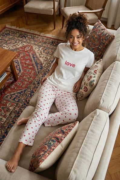 Kadın Love Sloganlı Bisiklet Yaka Kısa Kol Altı Uzun Penye Pijama Takımı