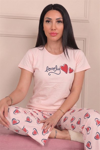Kadın Lovely Sloganlı ve Altı Kalp Desenli Penye Pijama Takımı