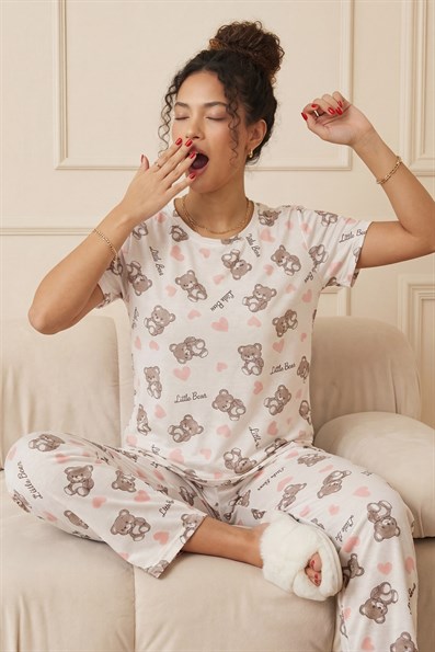 Kadın Minik Ayıcık Desenli Bisiklet Yaka Kısa Kol Altı Uzun Penye Pijama Takımı
