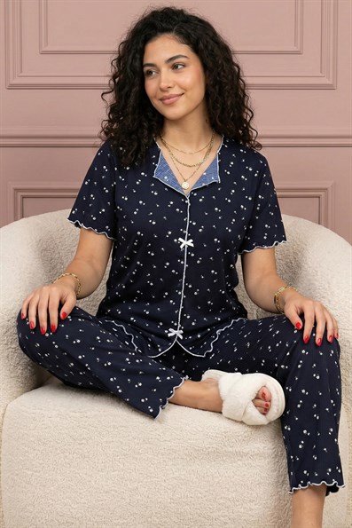 Kadın Minik Çiçekler Desenli Biyeli V Yaka Kısa Kol Altı Uzun Serin Tutan Viskon Kaşkorse Pijama Takımı