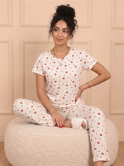 Kadın Minik Kalp Desenli Bisiklet Yaka Kısa Kol Altı Uzun Penye Pijama Takımı