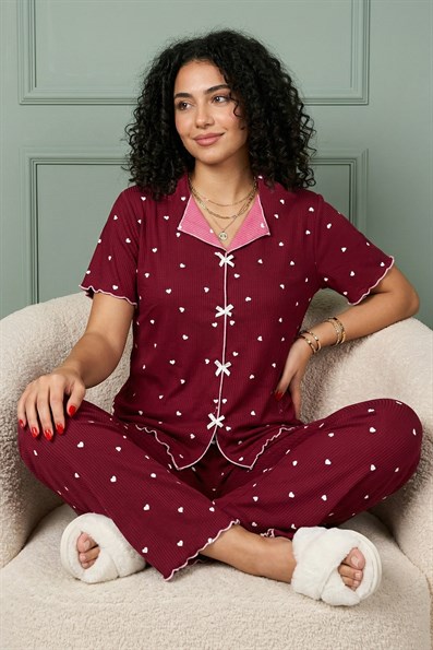 Kadın Minik Kalp Desenli Biyeli V Yaka Kısa Kol Altı Uzun Serin Tutan Viskon Kaşkorse Pijama Takımı