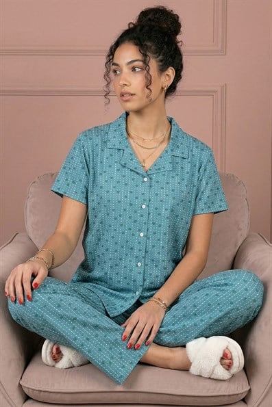 Kadın Minik Kalp Desenli Gömlek Yaka Kısa Kol Altı Uzun Serin Tutan Milan Kumaş Pijama Takımı