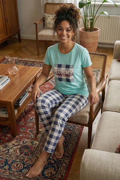 Kadın Mommy Sloganlı Bisiklet Yaka Kısa Kol Altı Uzun Penye Pijama Takımı Turkuaz