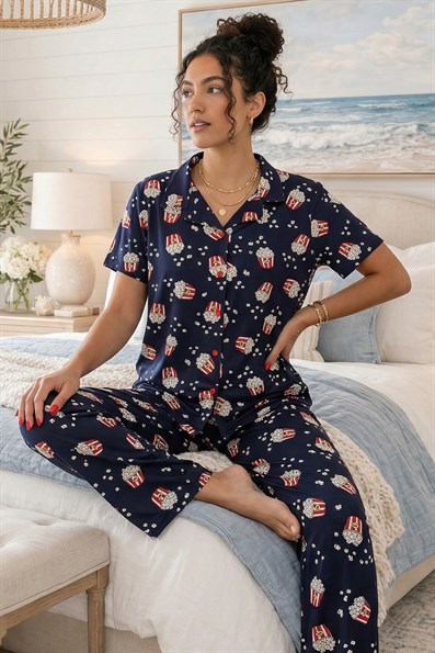 Kadın Pop Corn Desenli Gömlek Yaka Kısa Kol Altı Uzun Serin Tutan Milan Kumaş Pijama Takımı