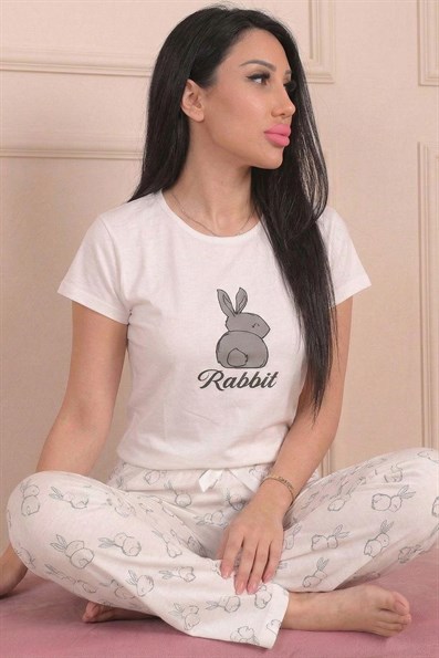 Kadın Rabbit Sloganlı ve Altı Tavşan Desenli Penye Pijama Takımı